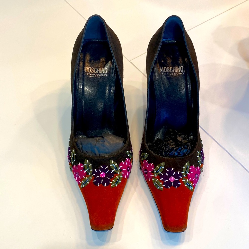 Moschino low heel 90’s style shoes